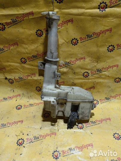 Бачок омывателя Mazda 323 Familia BJ BJ3P 2001