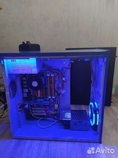 Рабочий Intel Core2duo E8500/350Gb/4Gb