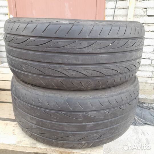 Yokohama Advan Fleva V701 245/45 R18