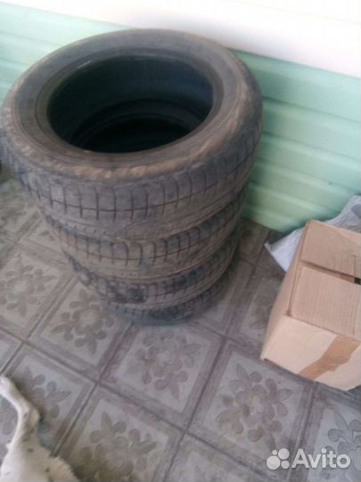 Bridgestone Blizzak LM005 DriveGuard 2.25/9 R14 27J