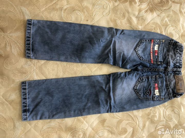 Джинсы