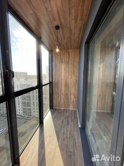 Дверь балконная