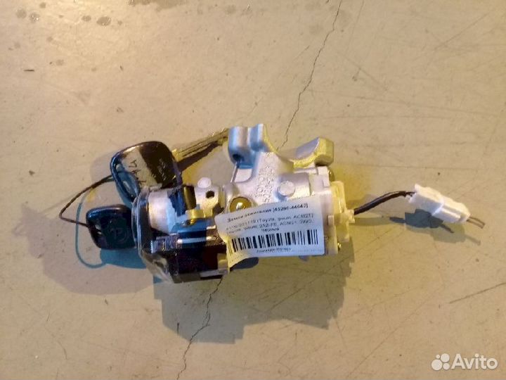 Замок зажигания 45280-44040 Toyota Ipsum ACM21 ACM