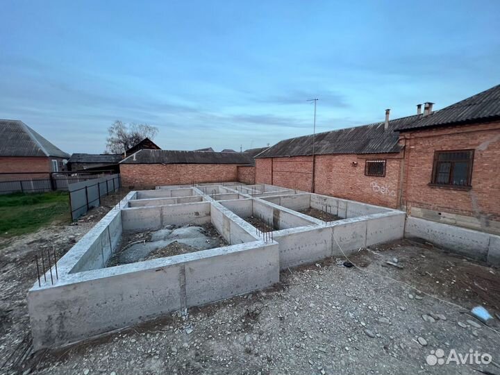 Заливаем фунтамен