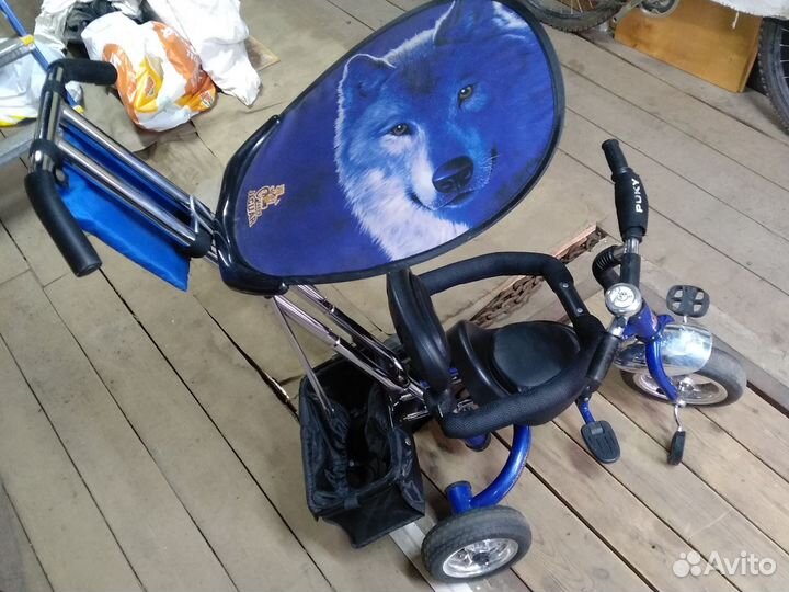 Детский трехколесный велосипед коляска