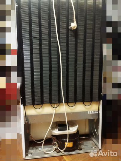 Холодильник indesit ST 145