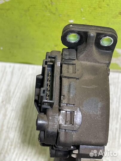 Педаль газа Шкода Октавия А4