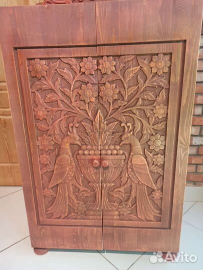 Книжный шкаф резьба винтаж