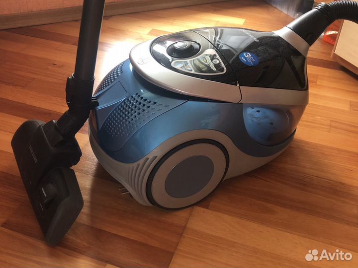 Пылесос Samsung aquatic