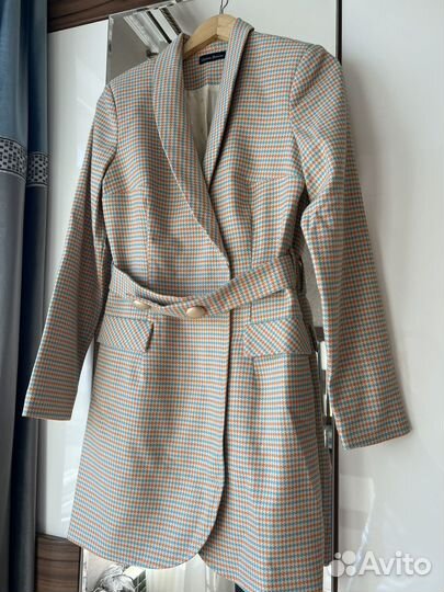 Платье женское