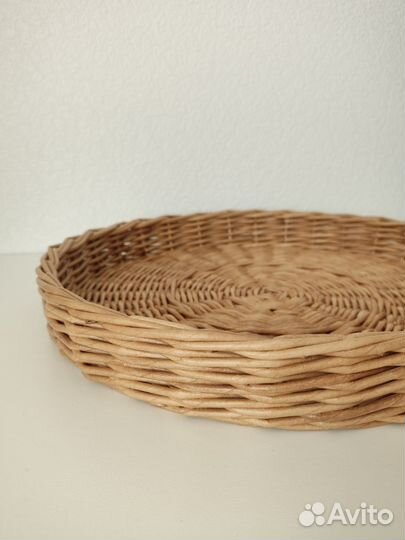 Плетеный поднос