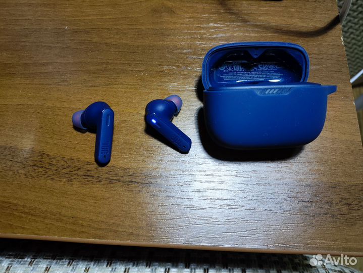 JBL Tune 230nc tws кейс + правый наушник