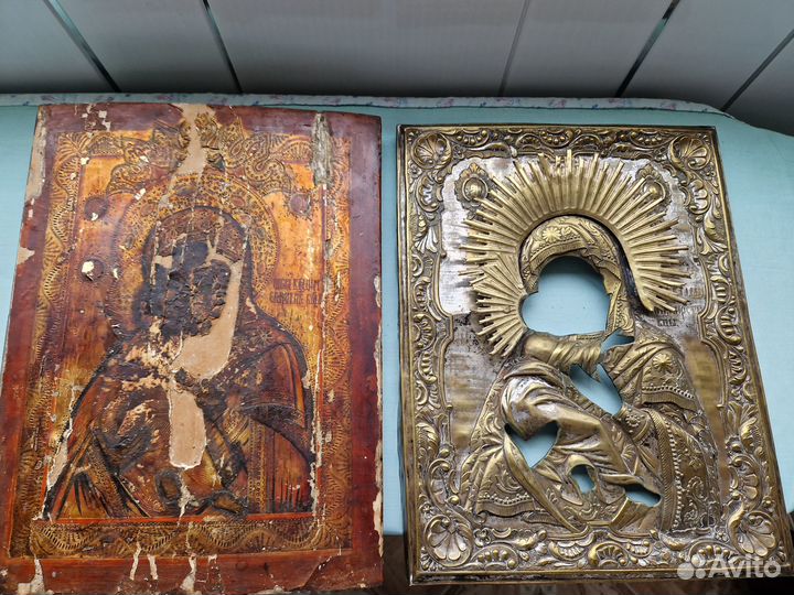 Старинная Владимирская икона 19 век в окладе