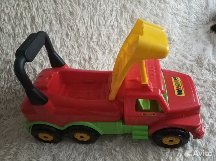 Каталка-автомобиль Wader quality toys