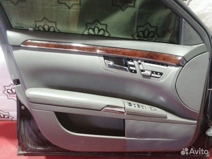 Облицовка двери передняя левая Mercedes Benz S500