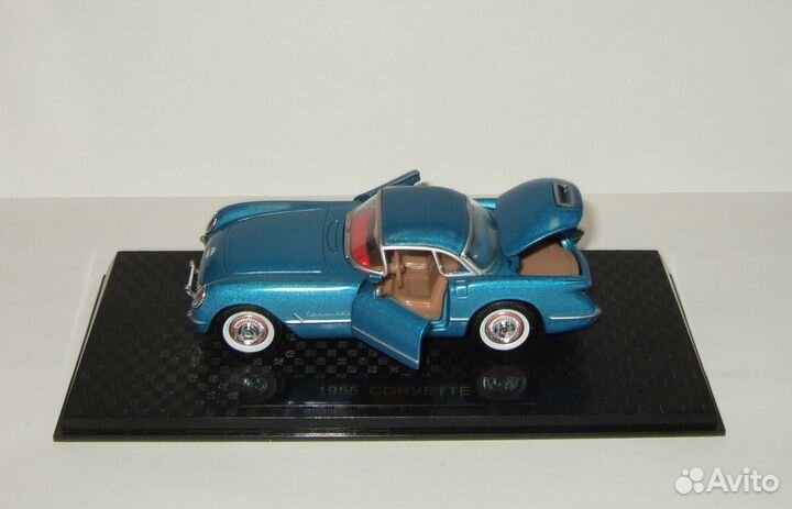 Шевроле Chevrolet Corvette 1955 Road Champs 1:43