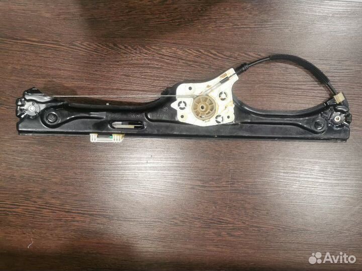 Стеклоподъемник задний левый Bmw X5 E70 3.0