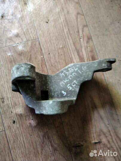 Кронштейн Mazda 3 BL