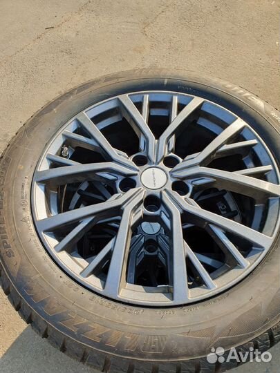 Bridgestone Blizzak Spike-02 SUV 225/55 R18 98T