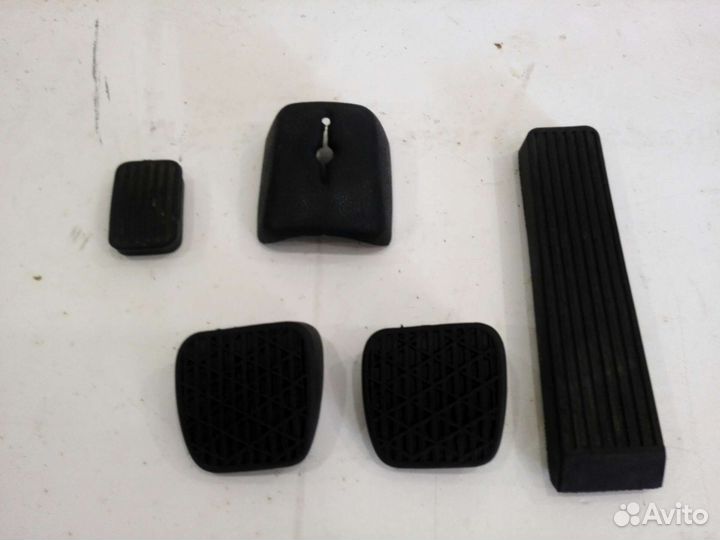 Накладки на педали