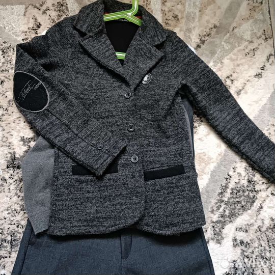 Школьный костюм серый для мальчика 128 134