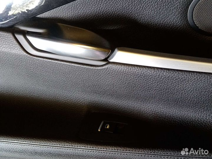 Обшивка задней левой двери BMW X5 F 15