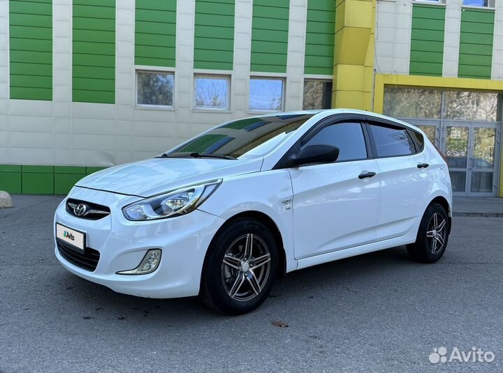 Hyundai Solaris 1.6 AT, 2014, 99 000 км