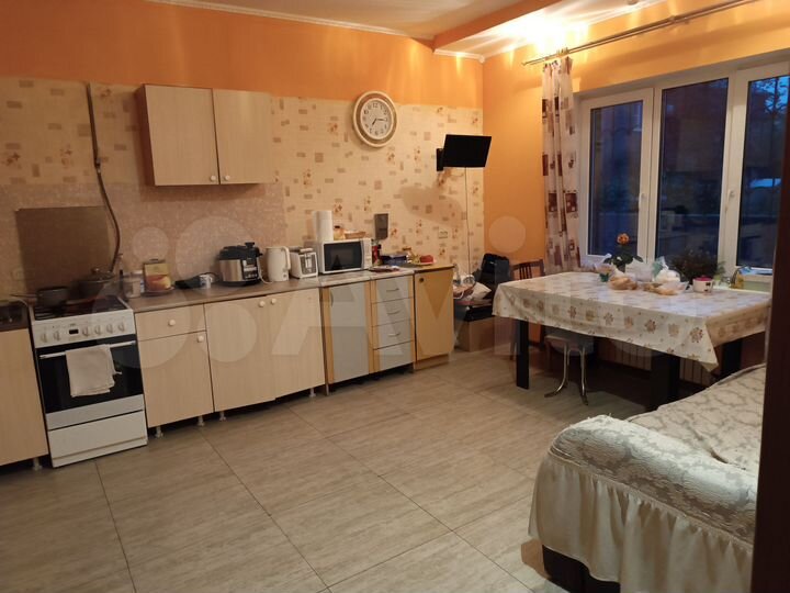 Дом 340 м² на участке 10 сот.