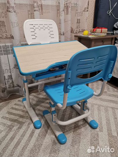 Растущая парта и стул деми