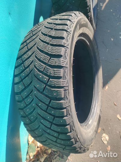 Michelin X-Ice North 4 205/55 R16 94T