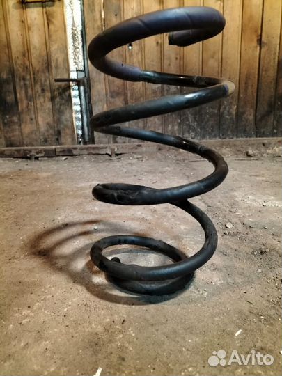 Продам пружину