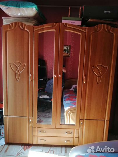 Спальный гарнитур бу