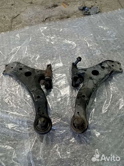 Рычаги передней подвески camry