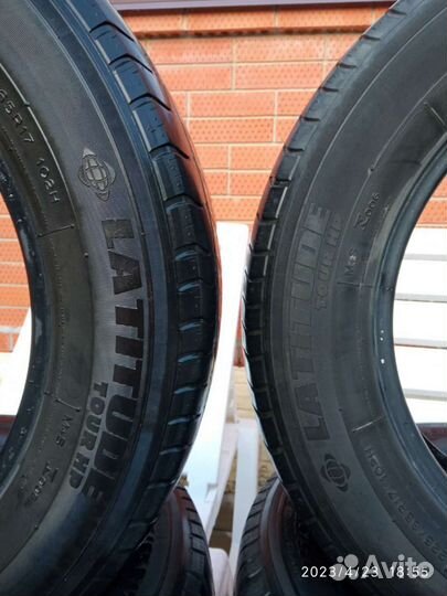 Michelin Latitude Tour HP 225/65 R17 H
