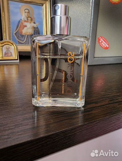 Escentric Molecules Escentric 02