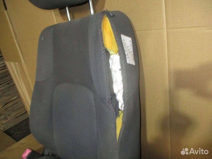 Сиденье переднее левое Nissan Navara (D40)