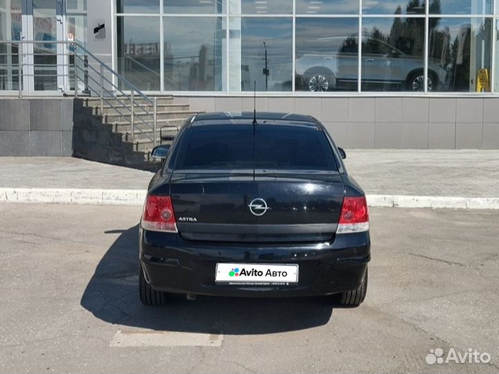 Opel Astra 1.8 МТ, 2011, 196 005 км