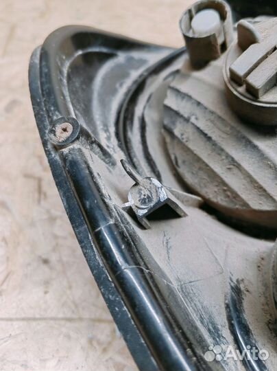 Фонарь задний правый SsangYong Rexton