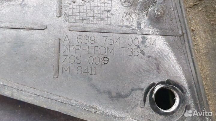 Лючок бензобака Mercedes Vito W639