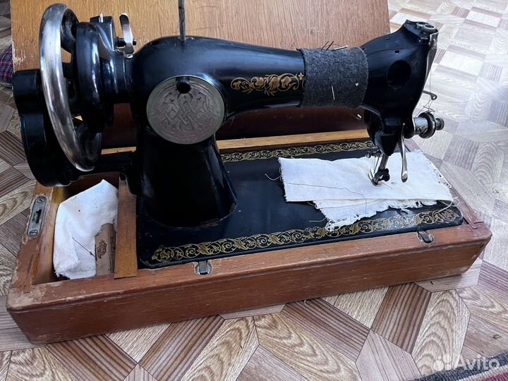 Швейная машинка