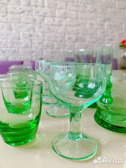 Зеленое стекло СССР фужеры рюмки стопки