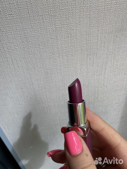 Clinique помада