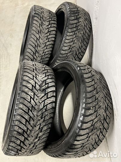 Nokian Tyres Hakkapeliitta 8 245/40 R20 99T