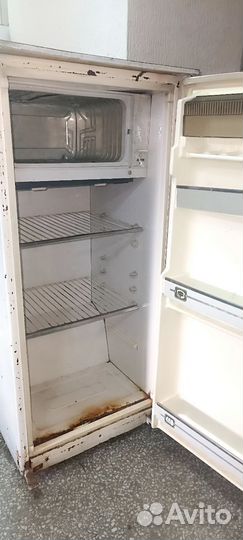 Холодильник бу Саратов