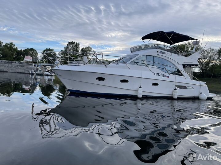 Продается моторная яхта galeon 390 Fly