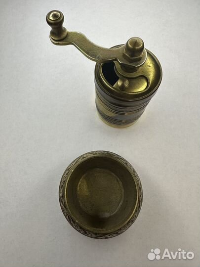 Винтажная мельница для специй, перечница латунная