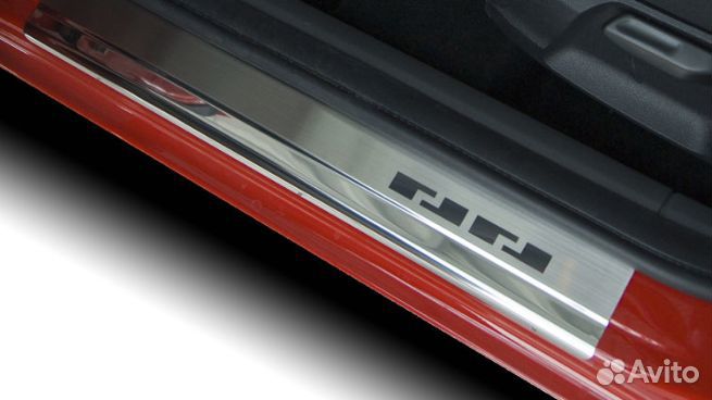 Накладки на пороги Renault Sandero I 2008-2013