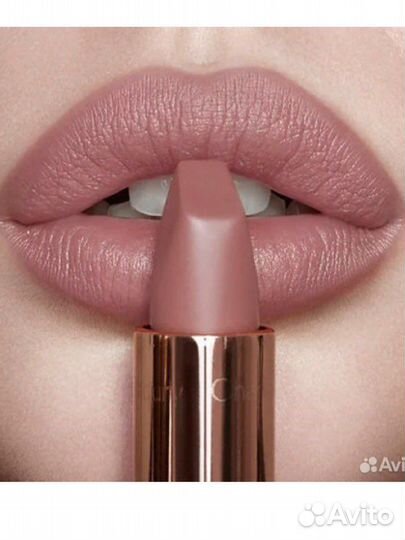 Помада Charlotte Tilbury Pollow Talk mini