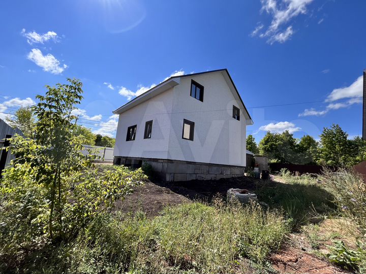 Дом 160 м² на участке 6 сот.