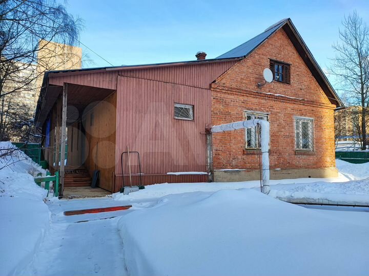 Дом 93,6 м² на участке 10,86 га